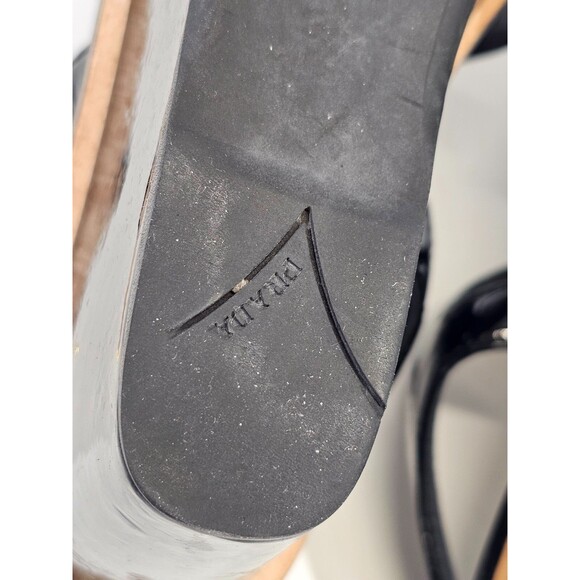 DMS Women's 35.5 PRADA Vintage Black Patent Leather Platform Sandals Chunky Heel - Picture 11 of 11